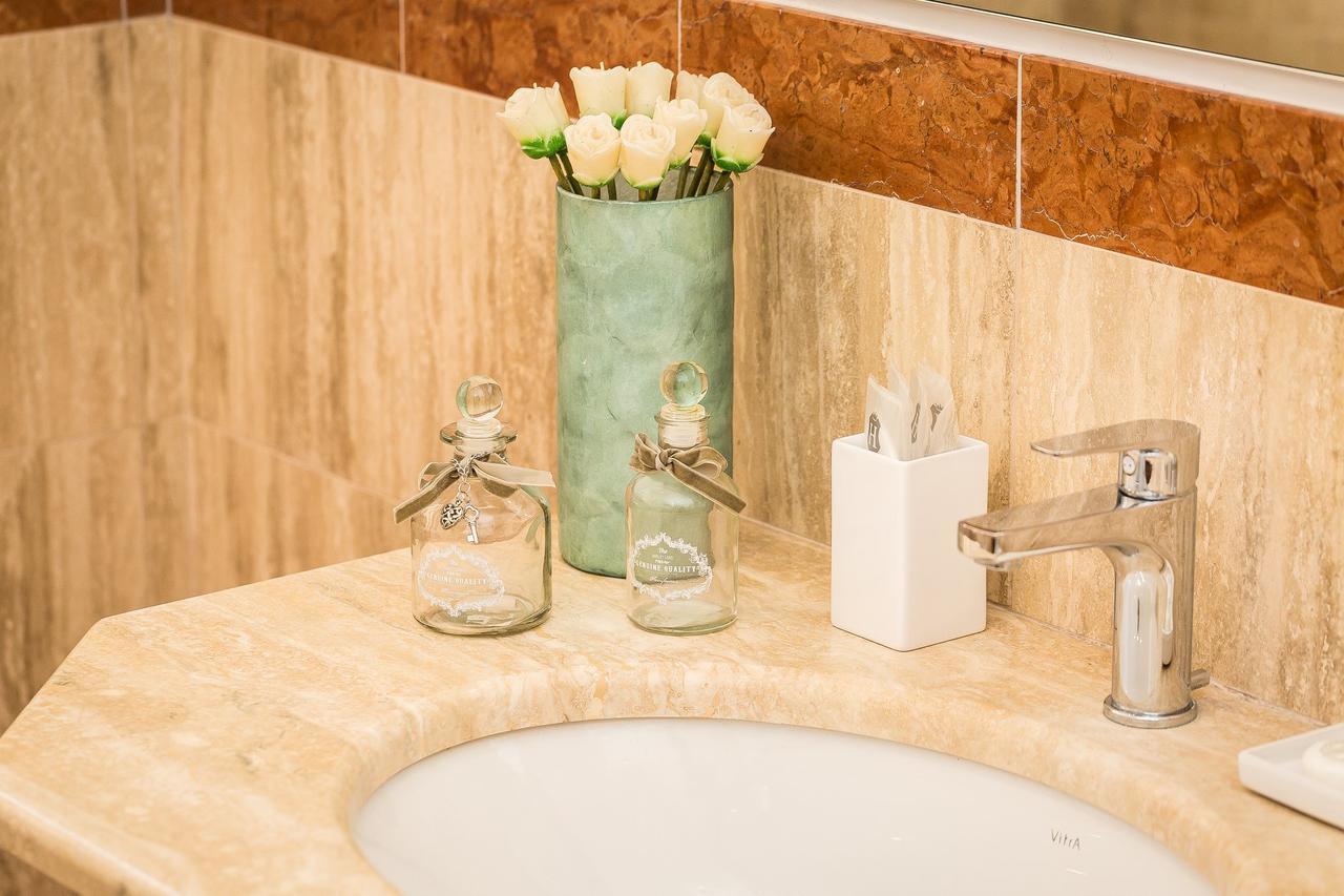 Prestigious Apartment Via Barberini Rzym Zewnętrze zdjęcie