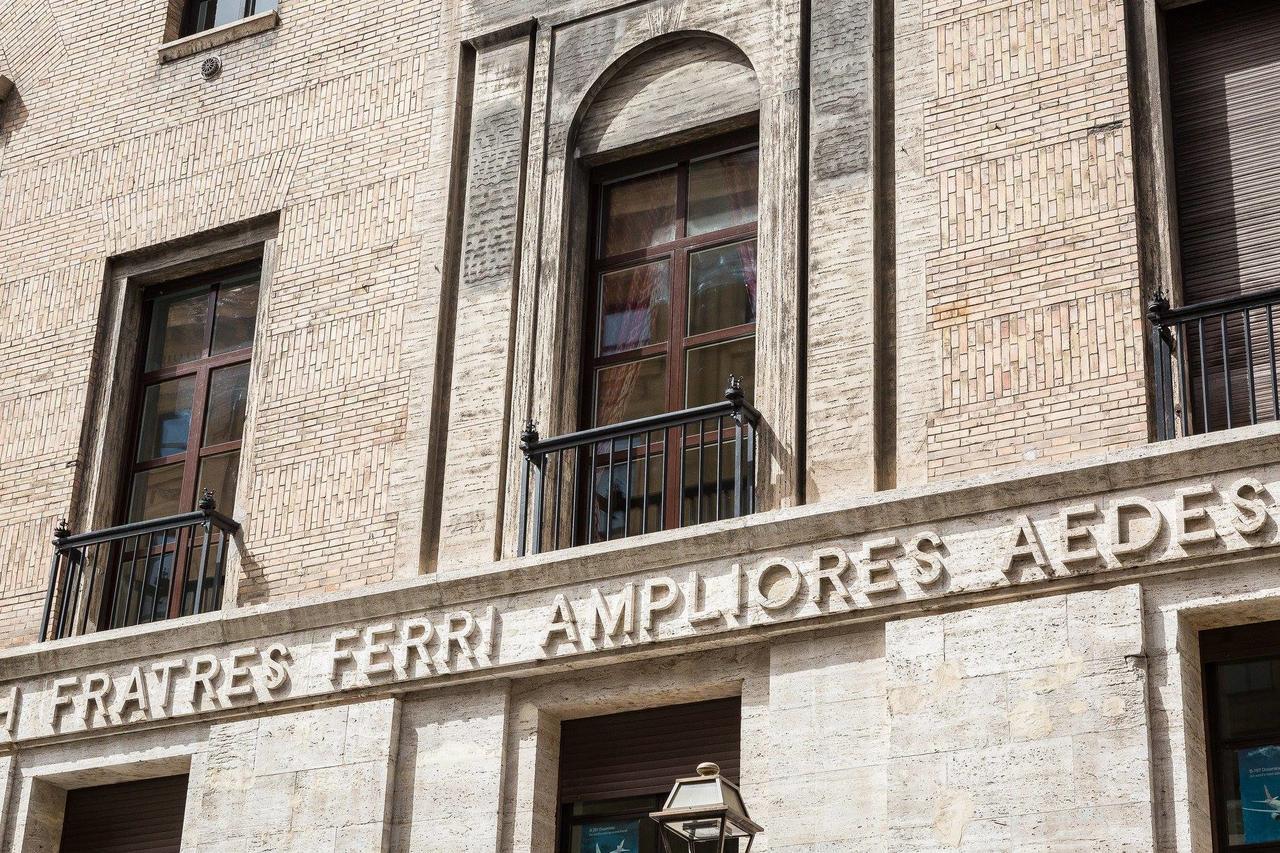 Prestigious Apartment Via Barberini Rzym Zewnętrze zdjęcie