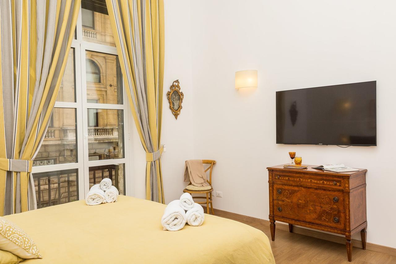 Prestigious Apartment Via Barberini Rzym Zewnętrze zdjęcie